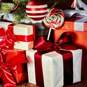 Christmas Red Ribbon Set – Satin & Velvet Glitter Wired + Scissors & Tape Measur